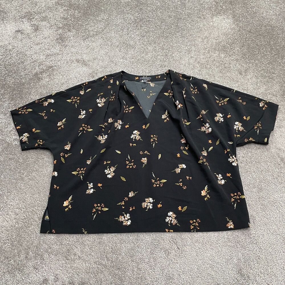 Madison Floral Crop Top Womens XL Black V-Neck Short Sleeve Lightweight Blouse